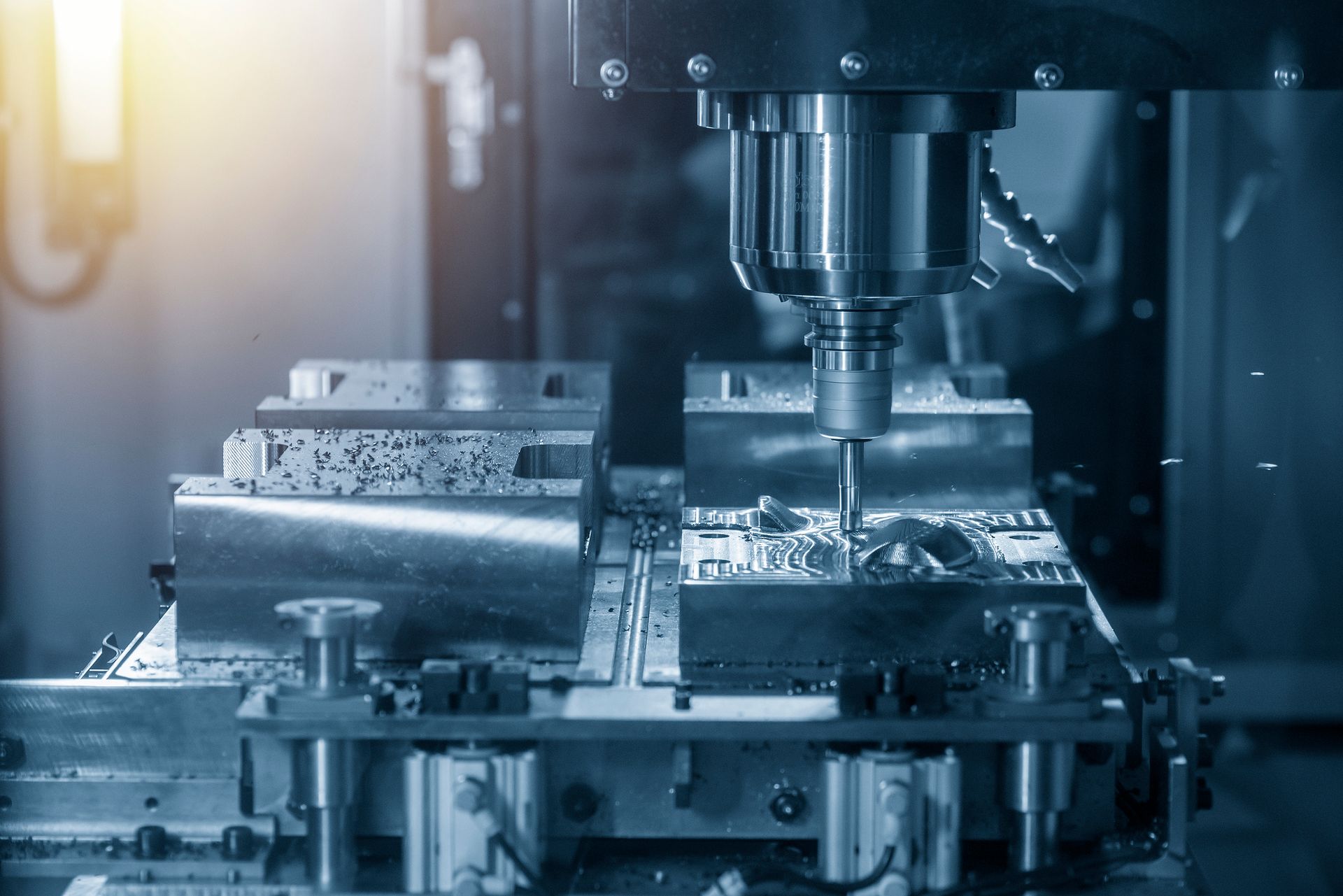 Moderne CNC-Maschine